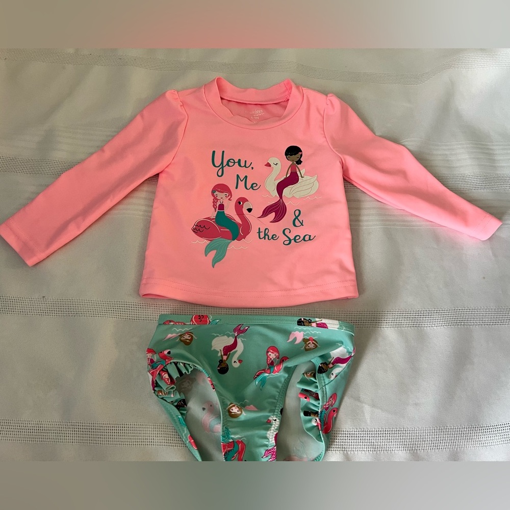 Infant 2 piece Carters long sleeve bathing suit size 6-9 mths